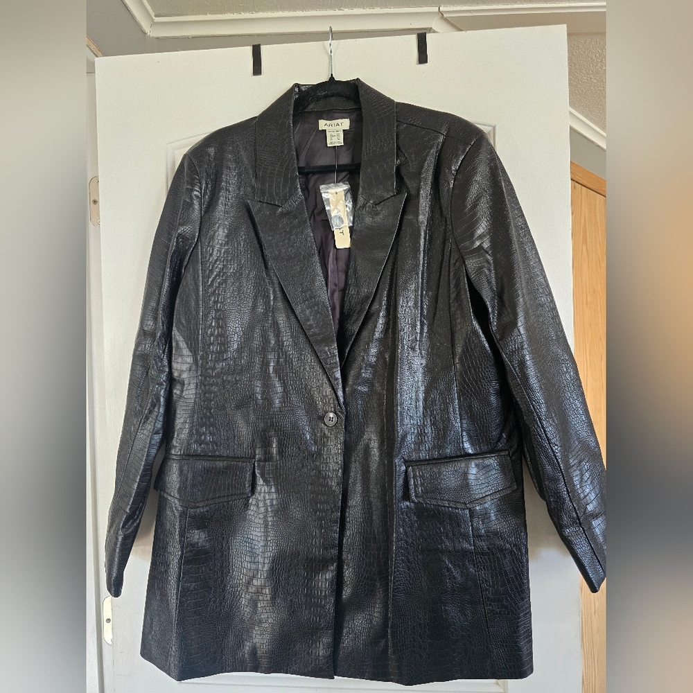 NWT Women's XXL Ariat Black Caiman Textured Blazer
